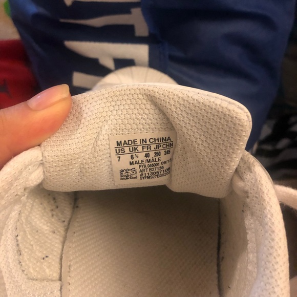 Superstar Foundation - Picture 4 of 4